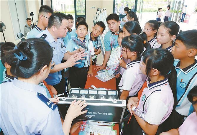传承虎门销烟精神 筑牢全民禁毒防线