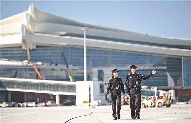 机场公安分局：科技赋能 铁血警心护空港